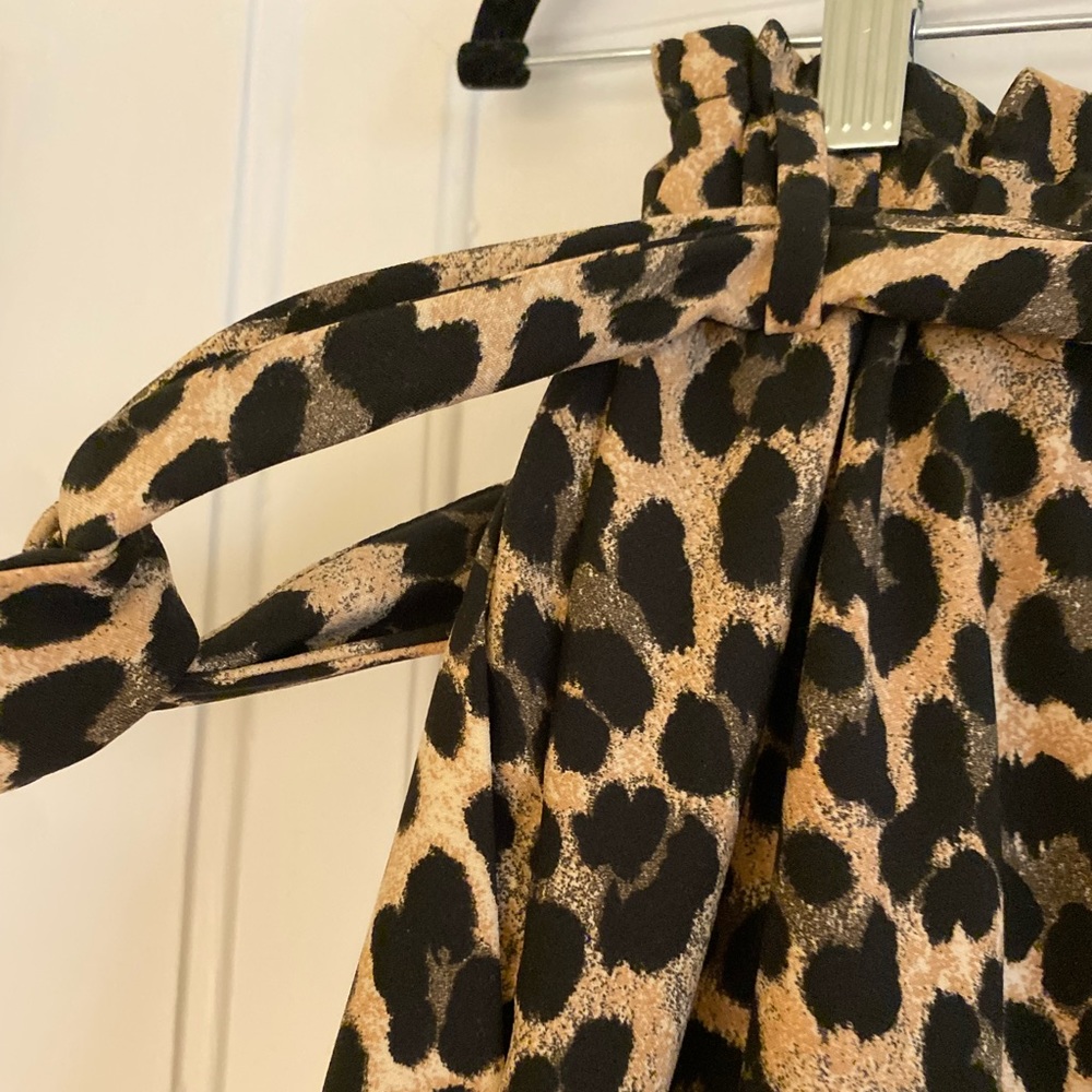 Zara Cheetah High Waisted Shorts - Picture 4 of 9